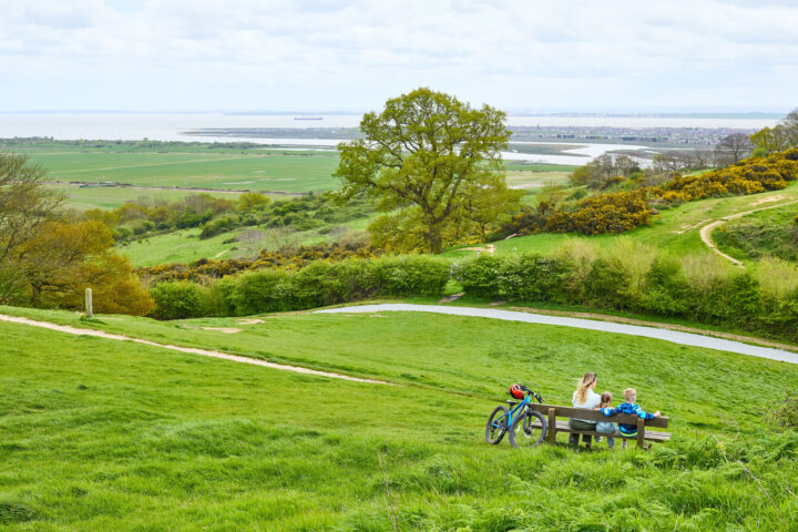 Hadleigh views over the estuary