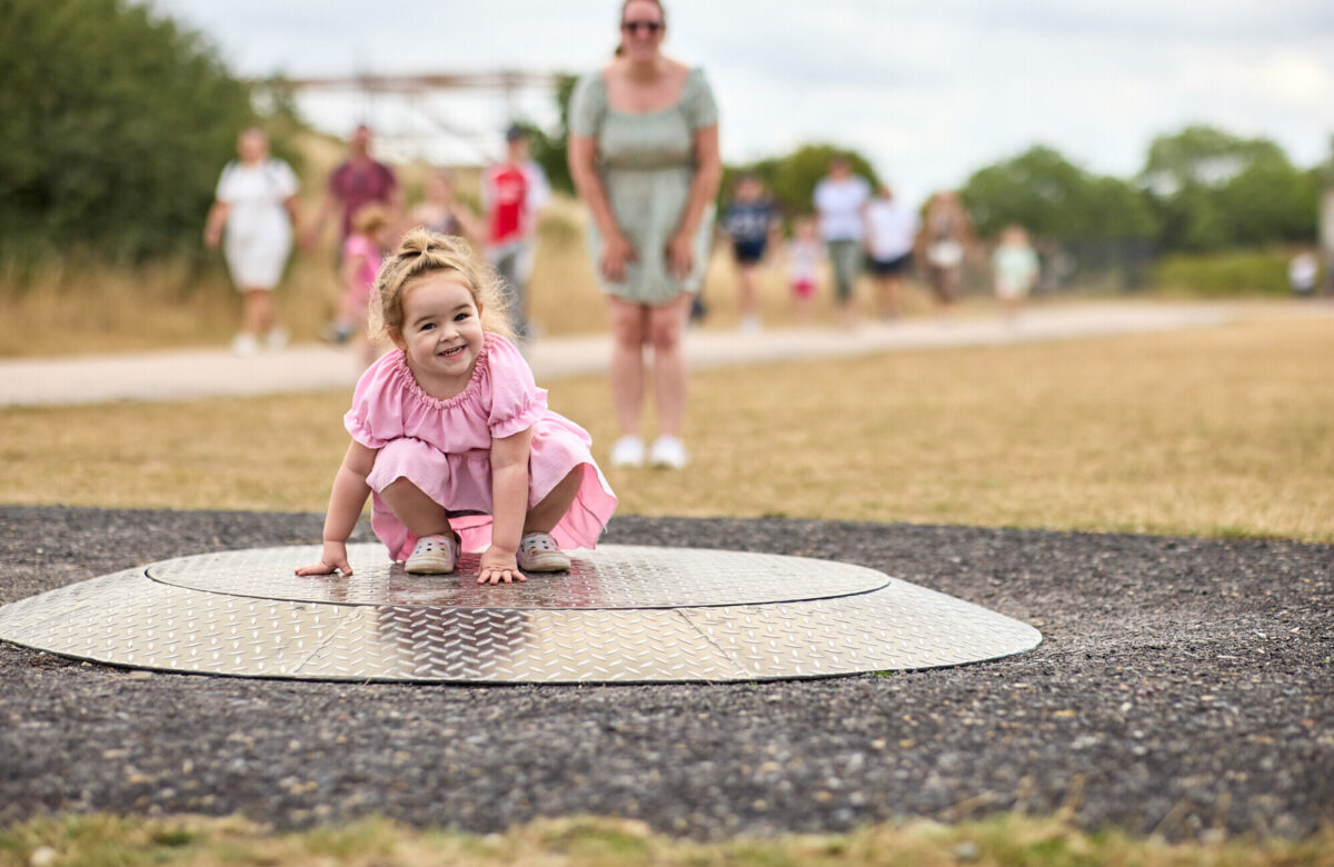 Lo res EE Notley 25 0722