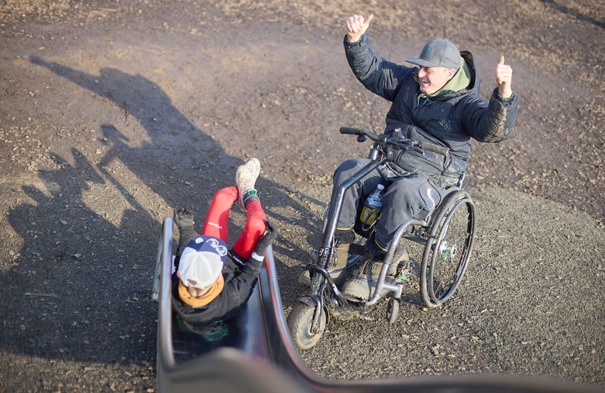 Lo res EE Notley Feb25 297