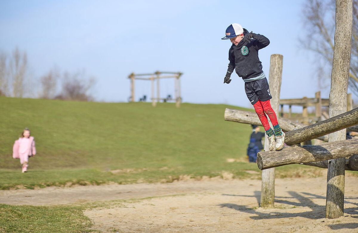 Lo res EE Notley Feb25 411