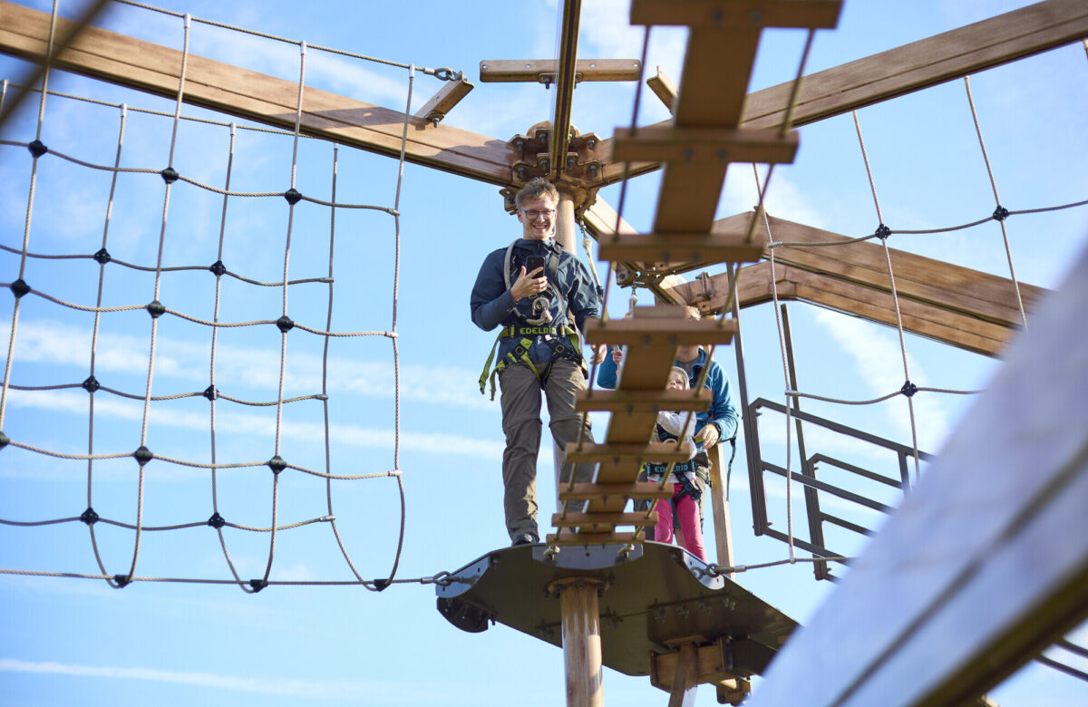 Med res ECP Notley 22 0149