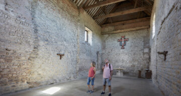 2020 07 30 Walking at St Peters Chapel Bradwell VE00005 62
