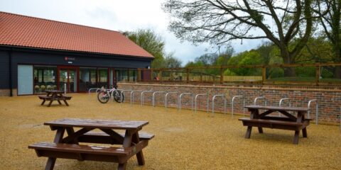 Picnic benches at Hadleigh